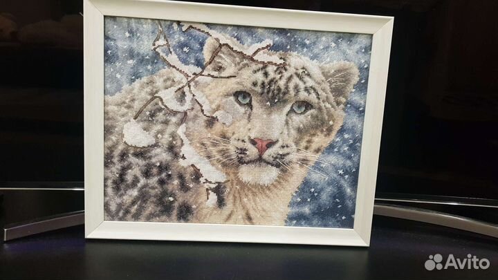 Вышивка крестом ручной работы