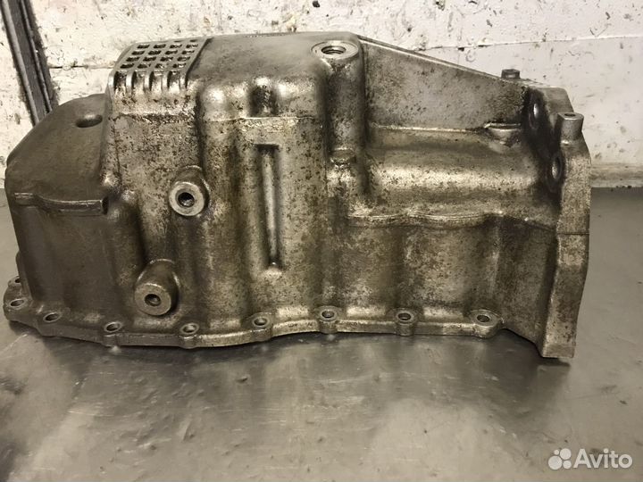 Поддон K4J K4M 1.4-1.6 16V Renault Nissan Logan
