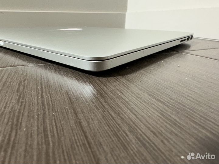 Apple MacBook Pro 15 2015 16/256 Core i7/ Retina
