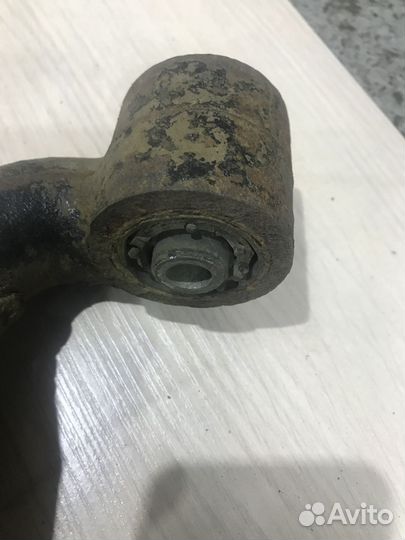 Рычаг задний правый BMW e34