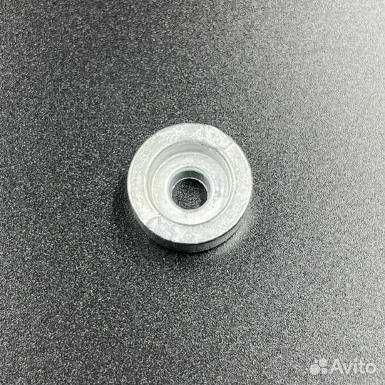 Анод блока Suzuki DF2.5-300, DF8-300(A) (Цинковый)