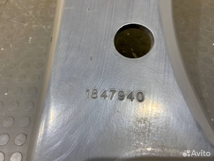 Траверса Scania R 440 LA4X2MLA DC13 112 L01