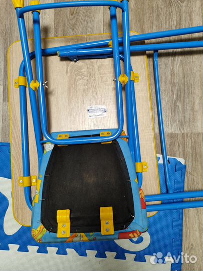 Детский стол и стул 