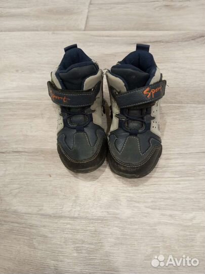 Ботинки детские 23 размер