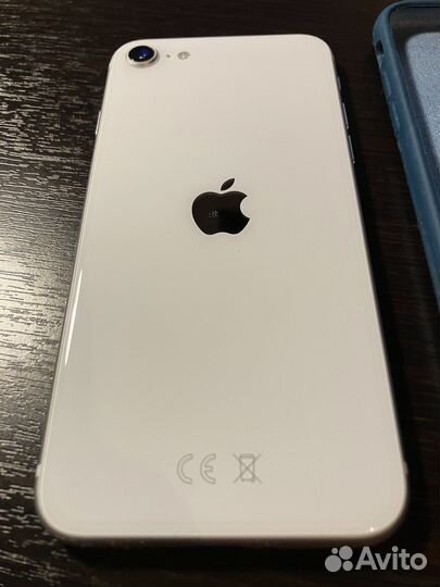 iPhone SE (2020), 64 ГБ