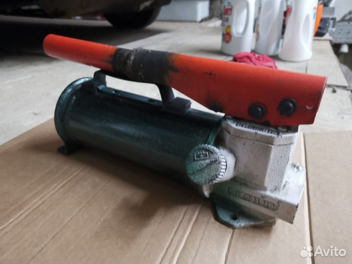Насос гидравлический ручной
