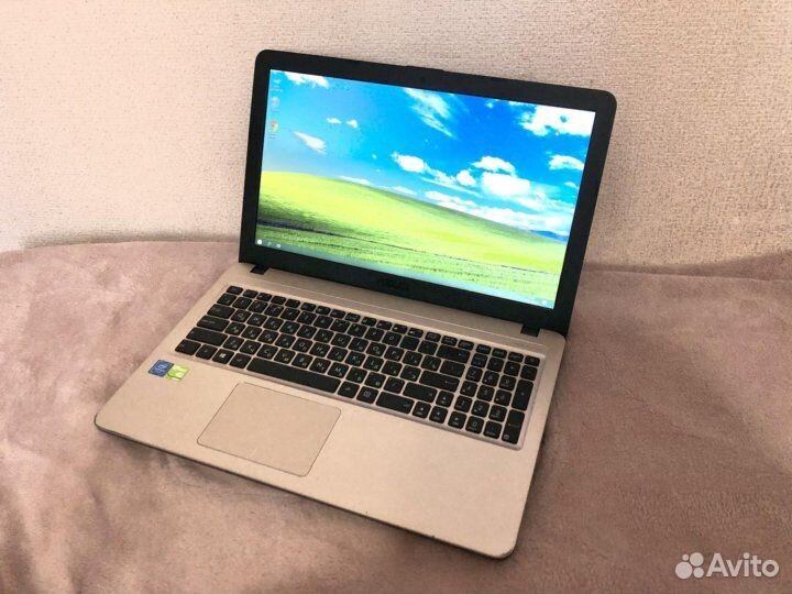 Ноутбук i7/8GB озу/SSD/HDD/15,6