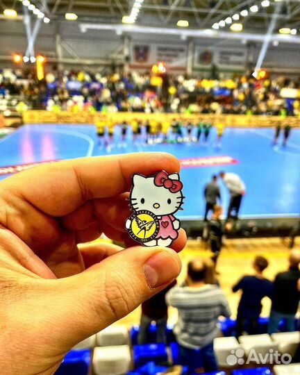 Значок гандбольный Ростов-Дон / Hello Kitty
