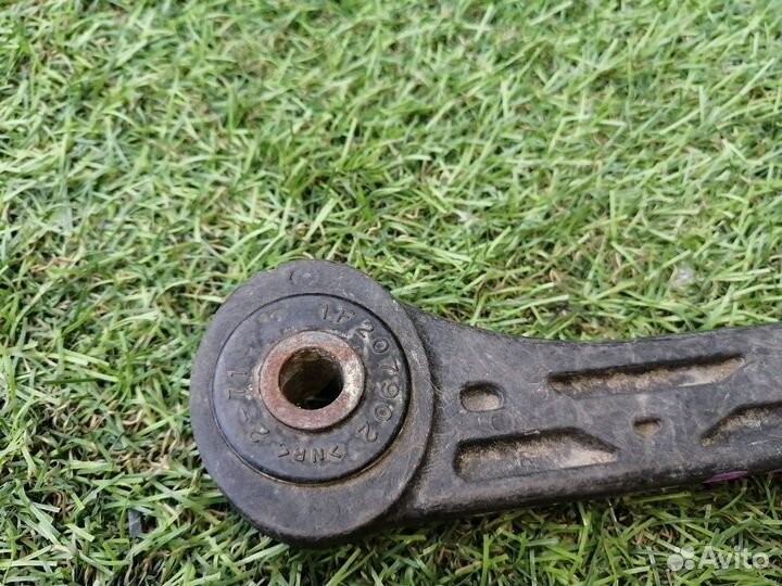 Подушка двс Subaru Legacy BG5