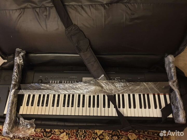 Цифровое пианино Yamaha NP - V80