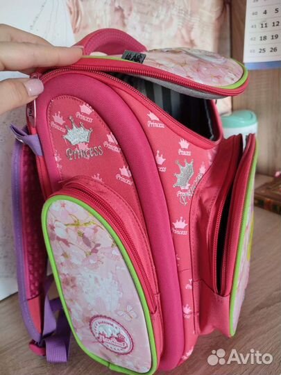 Портфель школьный для девочки