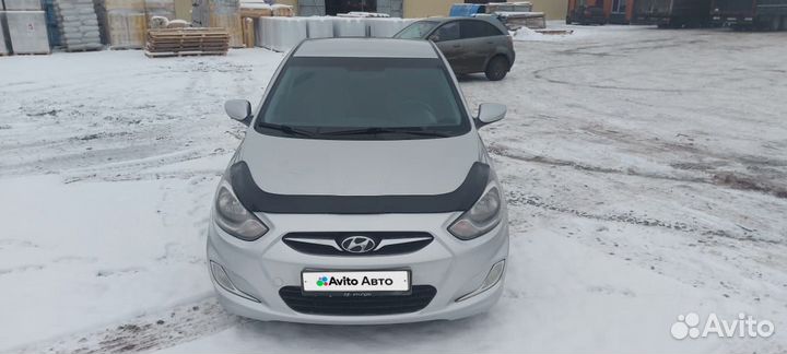 Hyundai Solaris 1.4 AT, 2012, 182 200 км