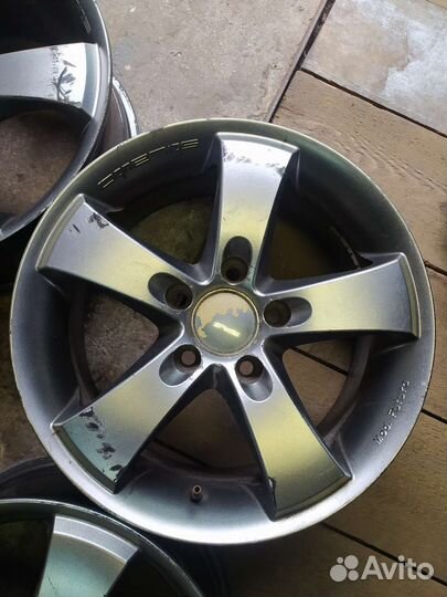 Литые диски r16