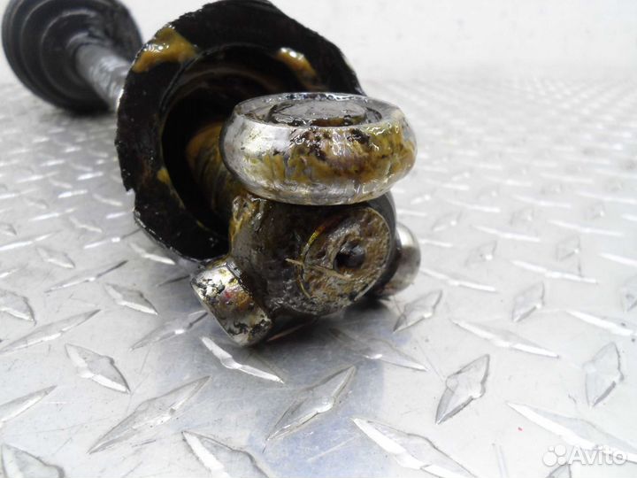 Полуось передняя R Land Rover Range Rover Sport 1