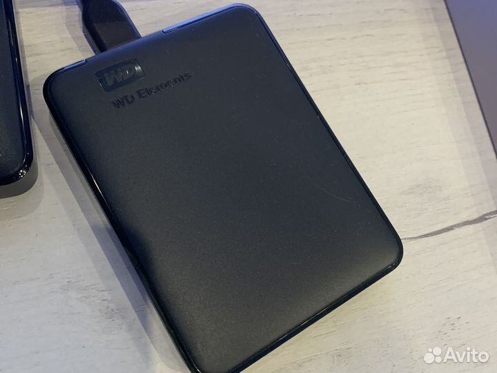 Переносной жёсткий диск WD 2 tb