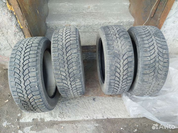 Bridgestone Blizzak Ice 225/60 R17