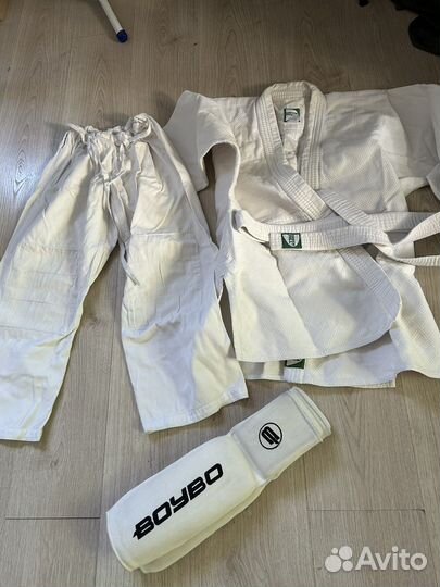 Продам защиту на голень