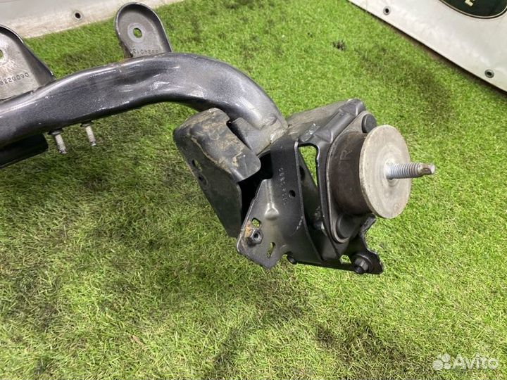 Лонжерон правый Jeep Wrangler JL EC1 - 2.0L 2019