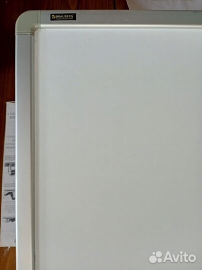 Доска магнитно -маркерная 90*180 бу