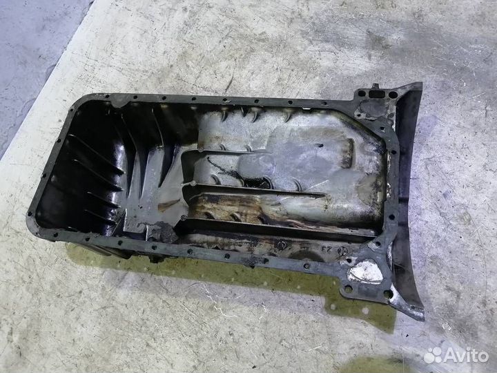 Поддон двигателя Мерседес