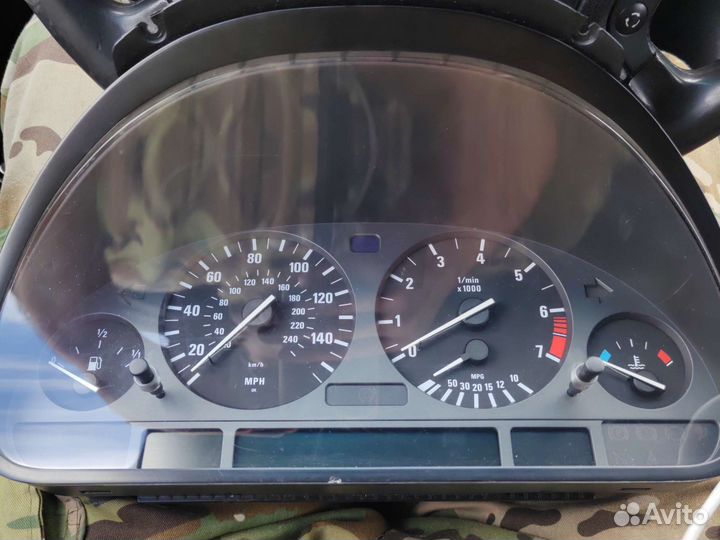 Щиток приборов BMW e38