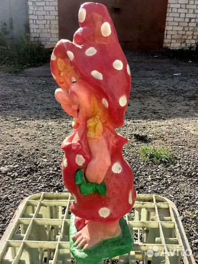 Садовые фигуры, статуэтки садовые, гномы