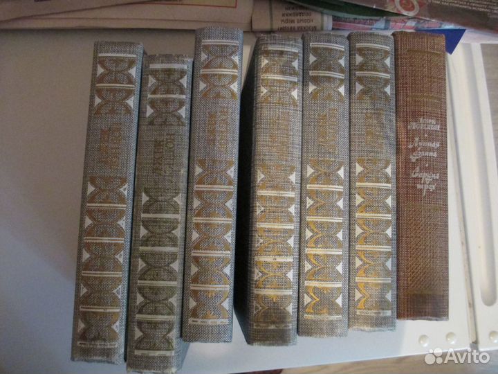 Продам книги собрания сочинений