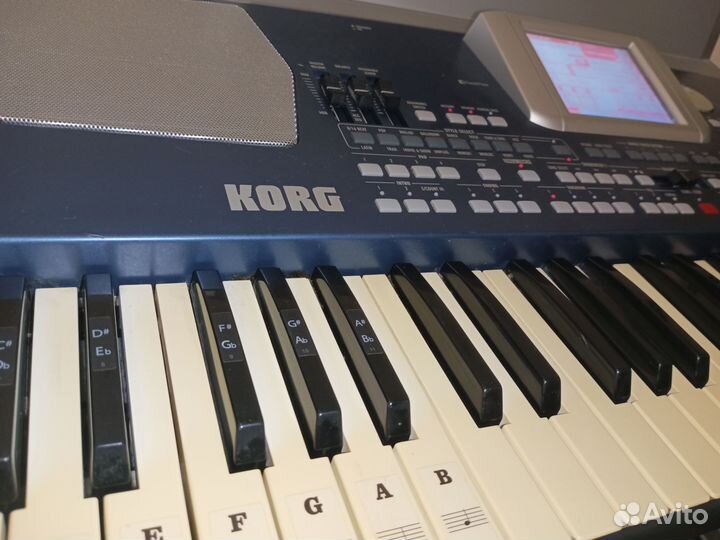 Korg PA500 синтезатор