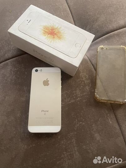 Телефон iPhone se