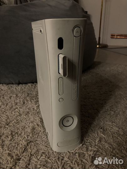 Xbox 360 + 2 джойстика