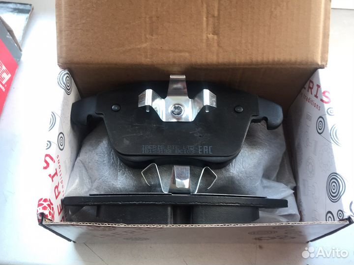 Передние тормозные колодки