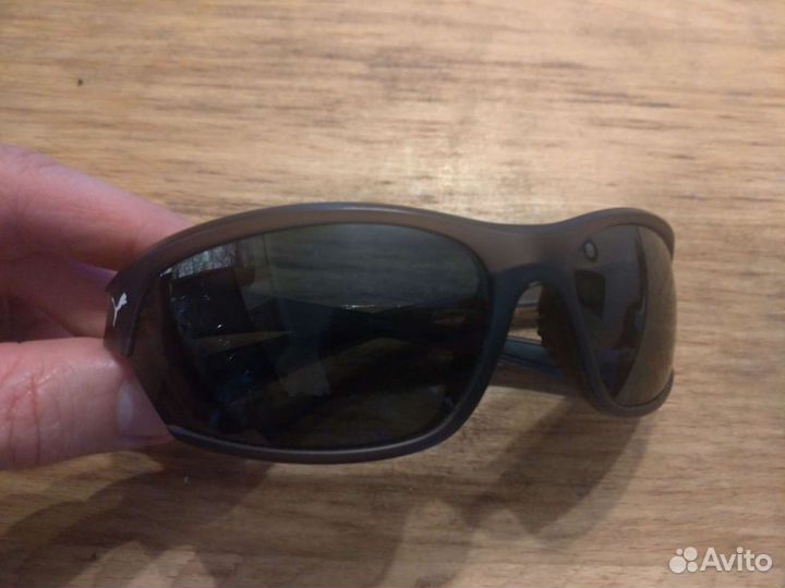 Солнцезащитные очки Puma