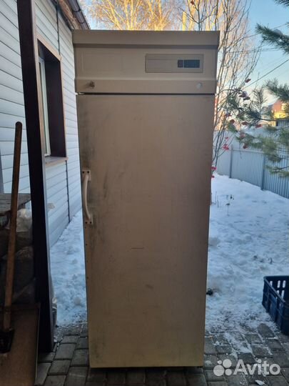 Холодильный шкаф бу