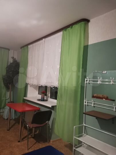 Комната 18 м² в 4-к., 8/14 эт.