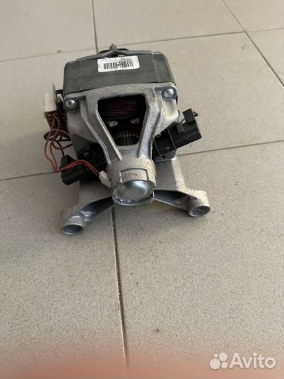 Двигататель стиральной машины