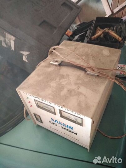 Стабилизатор напряжения