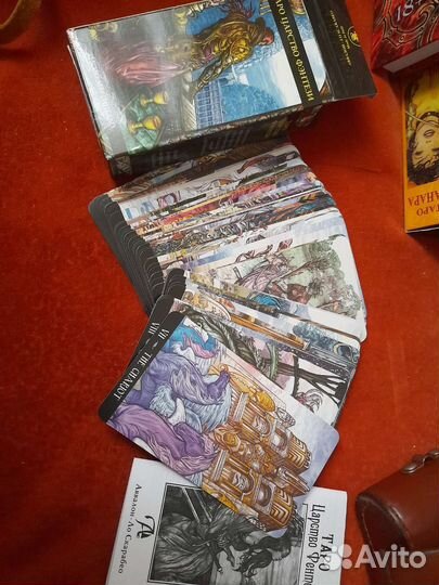 Таро сирен, манара, викторианское и другие колоды