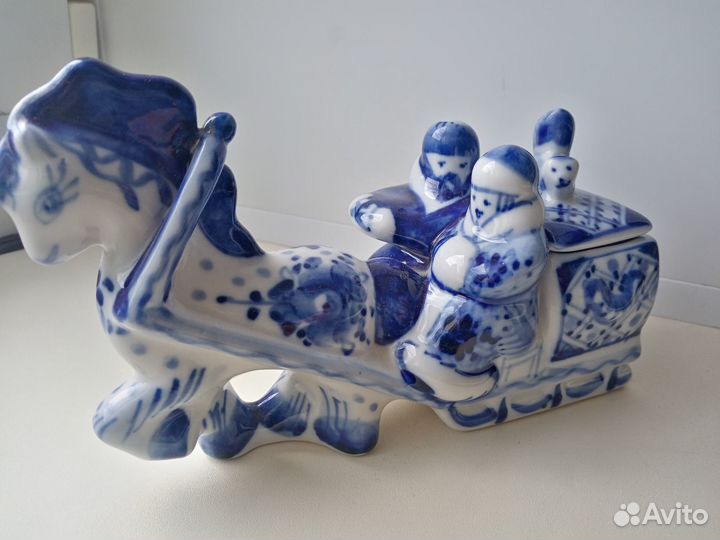 Статуэтки Гжель, фарфор