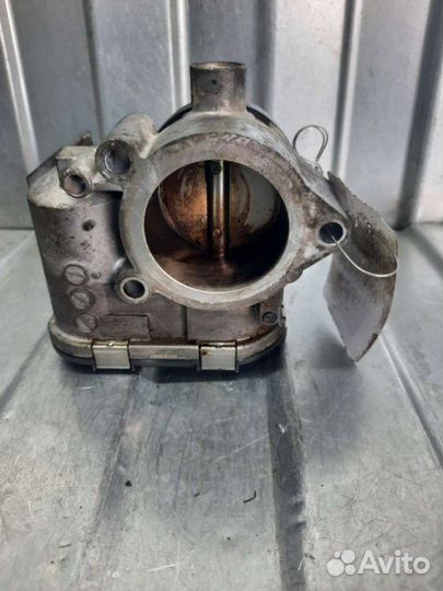 Дроссельная заслонка Peugeot 206 1 хэтчбек 1.6