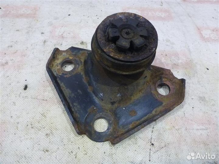 Подушка двигателя передняя правая Ford Fusion CBK