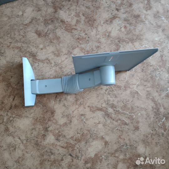 Кронштейн для телевизора поворотный