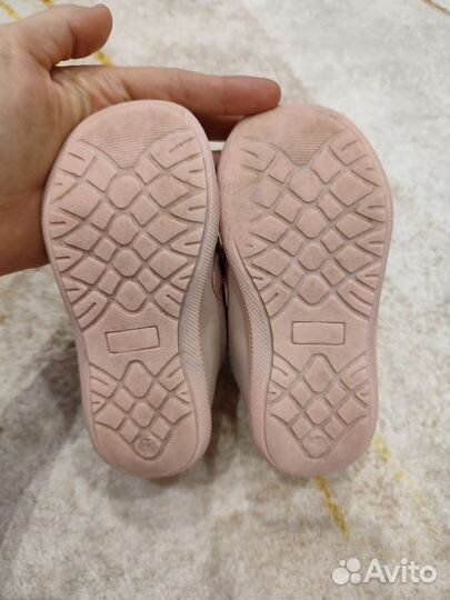 Ботинки демисезонные для девочки 23 размер