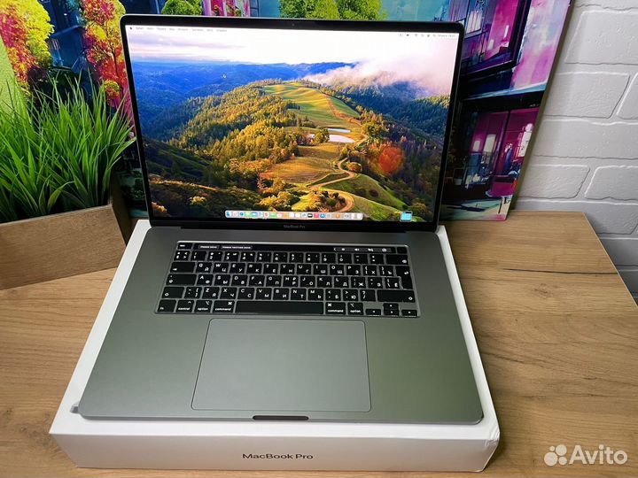 MacBook Pro 16 2021 i7 16gb 500gb Рабочая лошадка