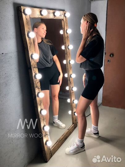 Гримерное зеркало с подсветкой в полный рост