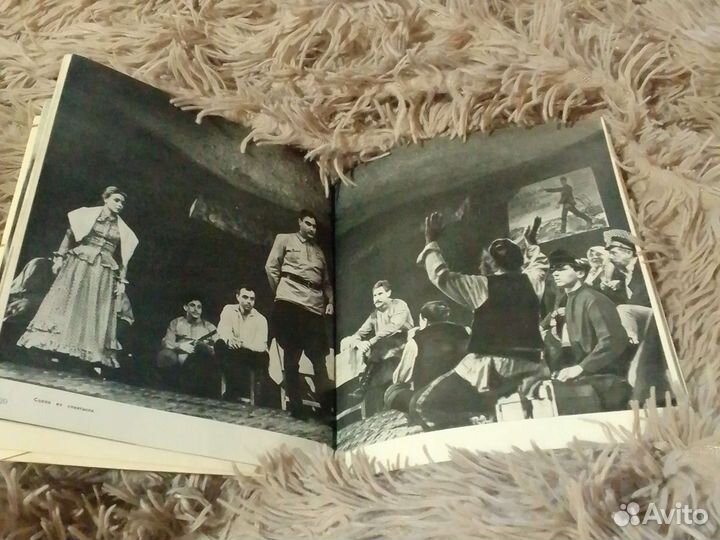 Имени Горького,альбом - брошюра о театре 1966 г
