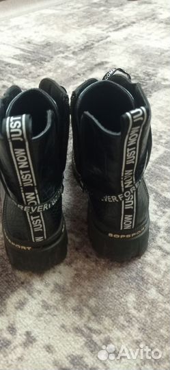 Ботинки демисезонные для девочки 35 размер