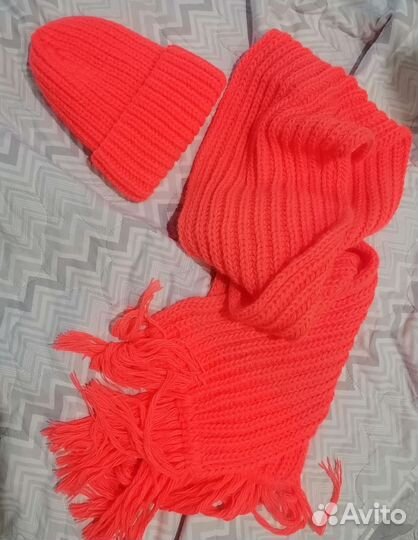 Комплект шапка и шарф женские