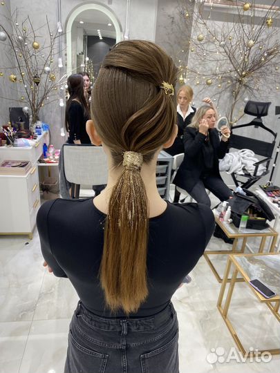 Стилист по прическам