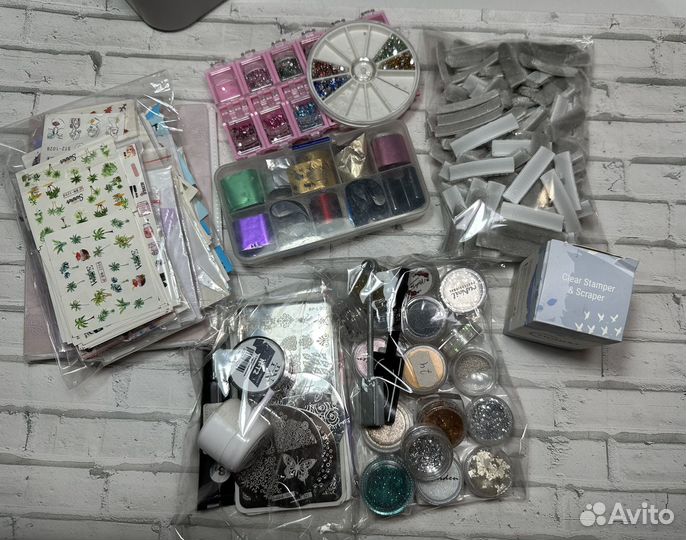 Для дизайна ногтей