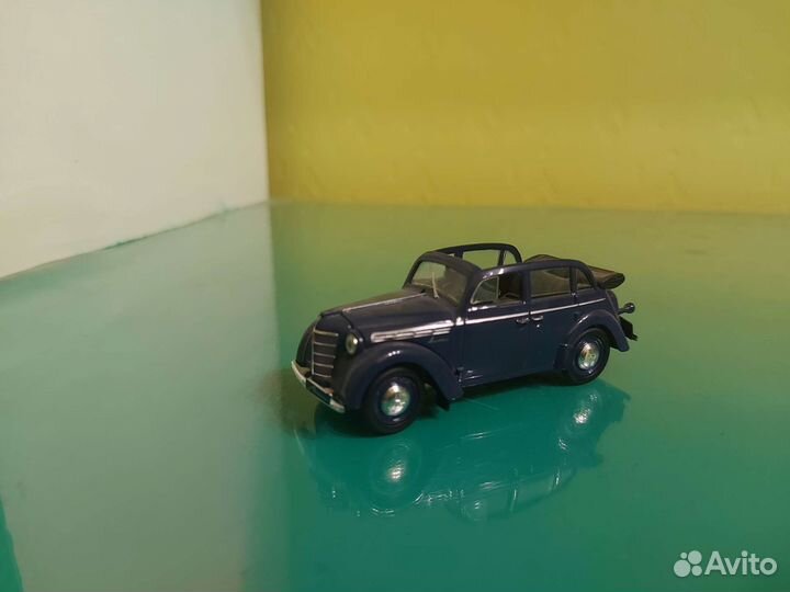 Автолегенды СССР 1:43 Газ Зис Москвич